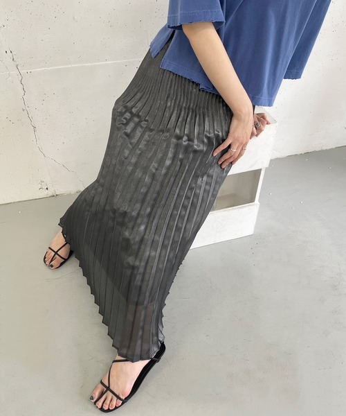 KBF（ケイビーエフ）の「グリッタープリーツスカート（スカート・レディース・ブラック/オフホワイト/グレー・ONE）」の20枚目の写真