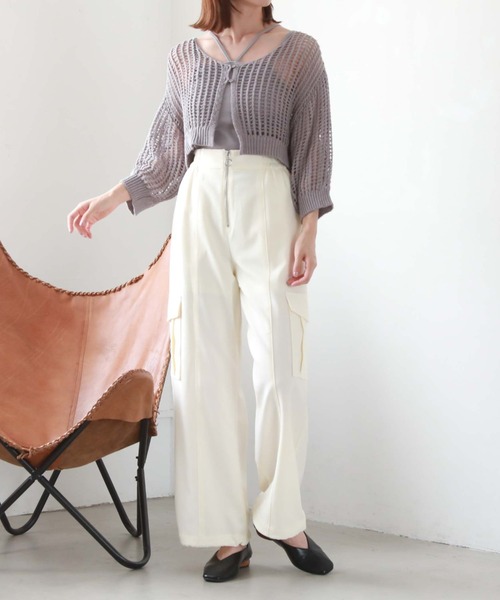 archives（アルシーヴ）の「アシメパンプス（パンプス・レディース・ブラック/グレイッシュベージュ・MEDIUM/LARGE）」の7枚目の写真