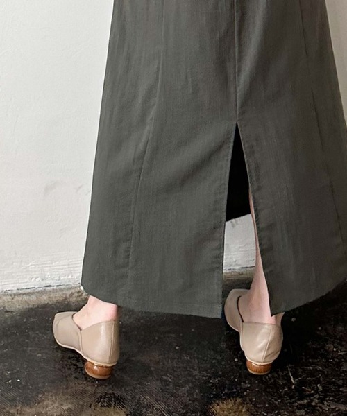 archives（アルシーヴ）の「アシメパンプス（パンプス・レディース・ブラック/グレイッシュベージュ・MEDIUM/LARGE）」の12枚目の写真