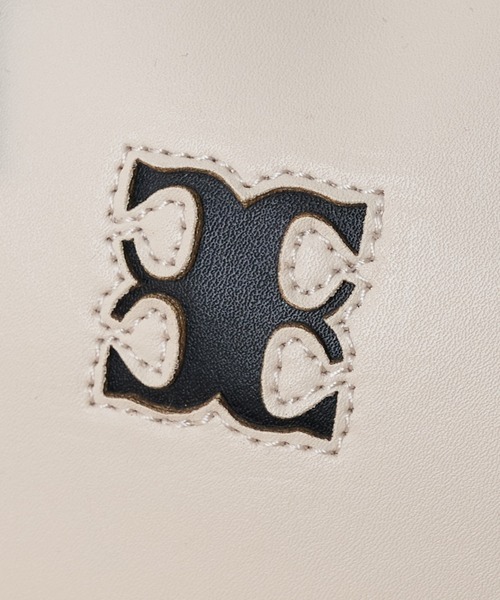 Chico（チコ）の「配色エンボスボストンバッグ（ボストンバッグ・レディース・アイボリー/グレイッシュベージュ/ブラック/ブラック系その他2/ピンク・FREE）」の19枚目の写真