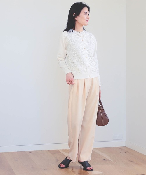 BEAMS HEART(ビームスハート)の「フロントレース ニットカーディガン(手洗い可能)(カーディガン/ボレロ・レディース・ホワイト系その他5/ブラック/ブラウン系その他4・FREE)」の16枚目の写真