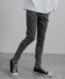 スーパーストレッチ スキニーデニムパンツ
