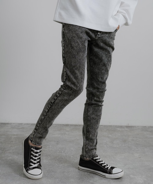 Rocky Monroe(ロッキーモンロー)の「スーパーストレッチ スキニーデニムパンツ(デニムパンツ・メンズ・ライトブラック/ブラック/ライトブルー/インディゴブルー/ライトインディゴブルー・LL/M/L)」の1枚目の写真