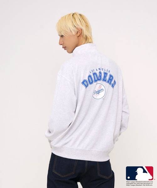 MLB(メジャーリーグベースボール)の「MLB/メジャーリーグベースボール WEB限定 別注 エムエルビー ロゴ刺繍 ツイルワッペン ラバープリント 球団ロゴ オーバーサイズ 長袖 ハーフジップ パーカー 裏毛(スウェット・メンズ・オフホワイト/グリーン/ネイビー/ブラック/グレー・M/LL/L)」の9枚目の写真
