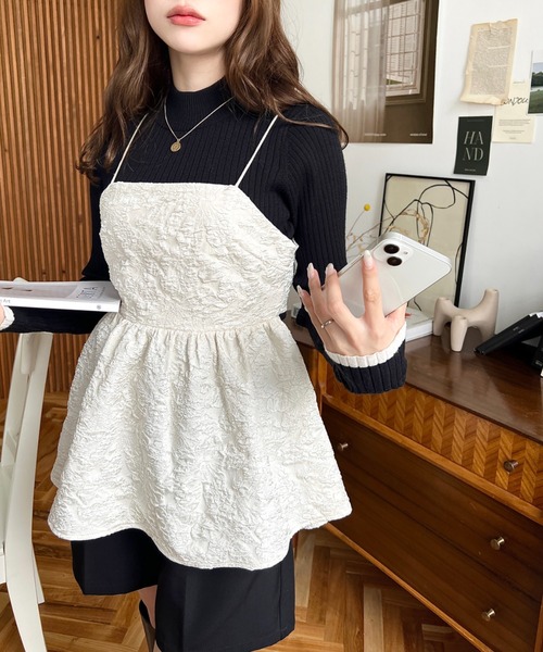 moment+（モーメントプラス）の「フラワージャガードキャミビスチェ