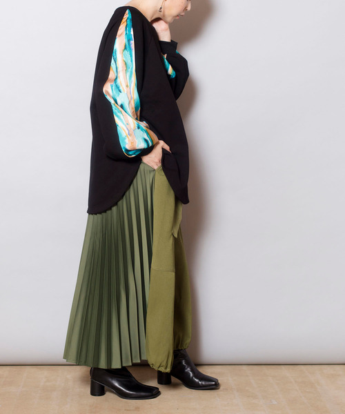 OSMOSIS（オズモーシス）の「【WEB限定アイテム】切替ｽﾘｰﾌﾞﾌﾟﾙｵｰﾊﾞｰ（Tシャツ/カットソー・レディース・ブラック/アイボリー・ONE SIZE）」の7枚目の写真