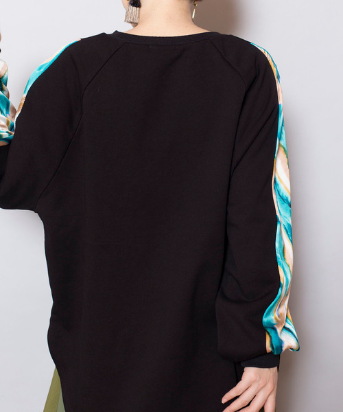 OSMOSIS（オズモーシス）の「【WEB限定アイテム】切替ｽﾘｰﾌﾞﾌﾟﾙｵｰﾊﾞｰ（Tシャツ/カットソー・レディース・ブラック/アイボリー・ONE SIZE）」の10枚目の写真