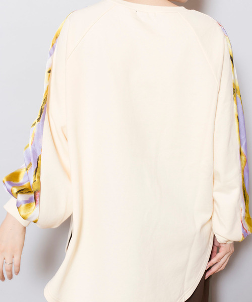 OSMOSIS（オズモーシス）の「【WEB限定アイテム】切替ｽﾘｰﾌﾞﾌﾟﾙｵｰﾊﾞｰ（Tシャツ/カットソー・レディース・ブラック/アイボリー・ONE SIZE）」の18枚目の写真