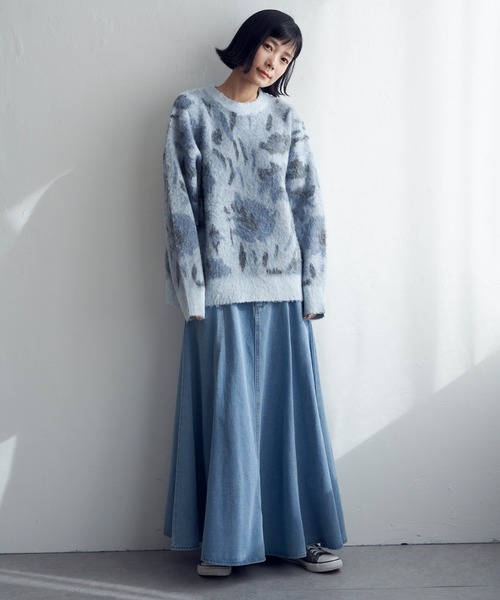 LBC（エルビーシー）の「フラワージャカードふんわりプルオーバー（ニット/セーター・レディース・ブルー/ベージュ・M）」の6枚目の写真