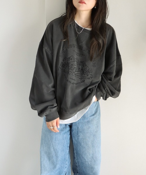 COURO（コウロ）の「ヴィンテージライク刺繍ピグメントスウェット（スウェット・レディース・ピンク/ブラック/ブルー/ネイビー/アイボリー/ブラック系1/ネイビー系3/ネイビー系1/ネイビー系2/ブラック系3/ピンク系/ネイビー系/ブラック系/ピンク系1/ブラック系2・L/M）」の17枚目の写真