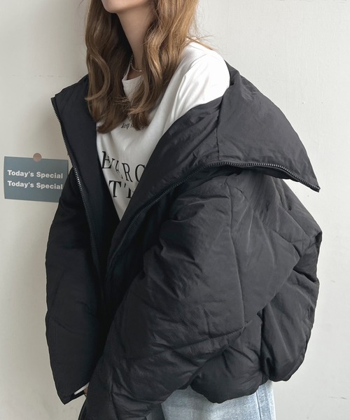 Futier land（フューティアランド）の「ビッグダイヤキルトフェイクダウン（ダウンジャケット/コート・レディース・ライトカーキ/ブラック/グレイッシュベージュ・MEDIUM）」の3枚目の写真