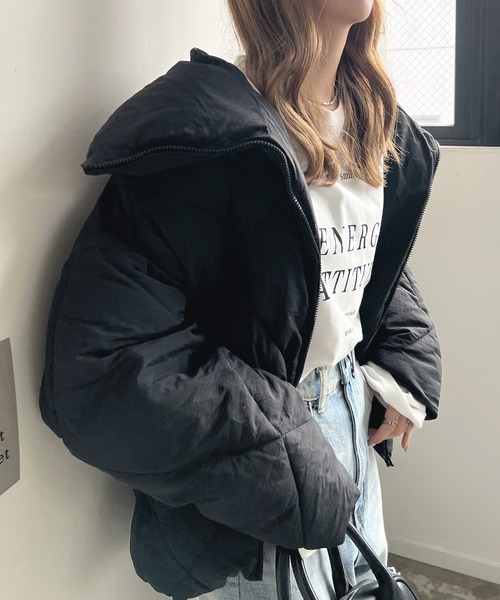 Futier land（フューティアランド）の「ビッグダイヤキルトフェイクダウン（ダウンジャケット/コート・レディース・ライトカーキ/ブラック/グレイッシュベージュ・MEDIUM）」の9枚目の写真