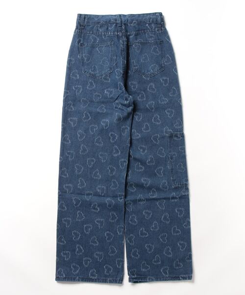 CHILLE（チル）の「ハート　デニムストレートパンツ（デニムパンツ・レディース・ブルー・M/S）」の2枚目の写真