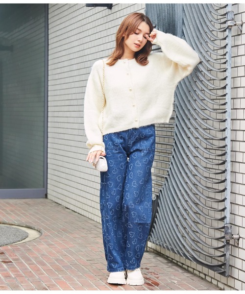 CHILLE（チル）の「ハート　デニムストレートパンツ（デニムパンツ・レディース・ブルー・M/S）」の7枚目の写真