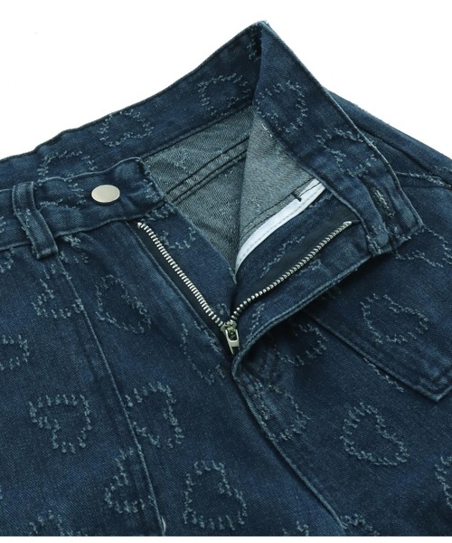 CHILLE（チル）の「ハート　デニムストレートパンツ（デニムパンツ・レディース・ブルー・M/S）」の14枚目の写真