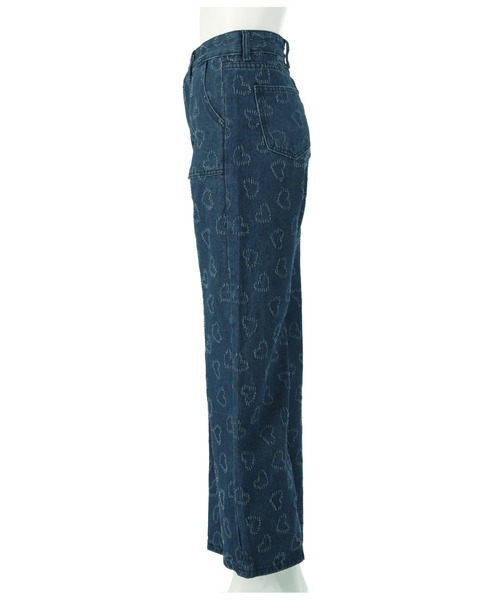 CHILLE（チル）の「ハート　デニムストレートパンツ（デニムパンツ・レディース・ブルー・M/S）」の12枚目の写真