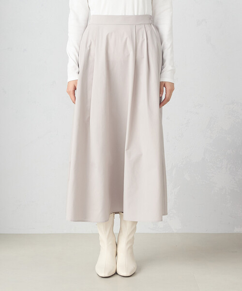 COMME CA ISM（コムサイズム）の「タックフレアー　タフタスカート（スカート・レディース・ネイビー/グレイッシュベージュ・MEDIUM/LARGE）」の7枚目の写真