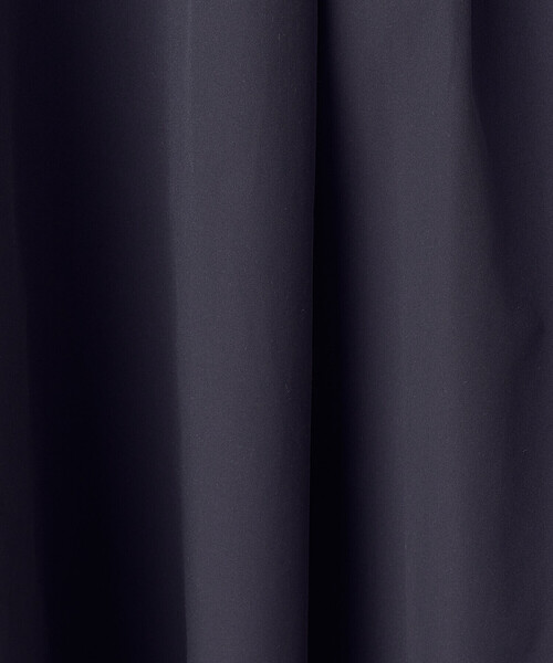 COMME CA ISM（コムサイズム）の「タックフレアー　タフタスカート（スカート・レディース・ネイビー/グレイッシュベージュ・MEDIUM/LARGE）」の14枚目の写真