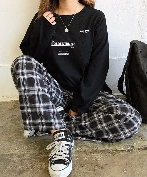 SHEENA(シーナ)の「バックプリントルーズロンT(Tシャツ/カットソー・レディース・ホワイト/グレイッシュベージュ/チャコールグレー/ブラック・M)」の9枚目の写真