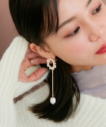 VIS（ビス）の「オーバルビジュー淡水パールピアス（ピアス（両耳用））」