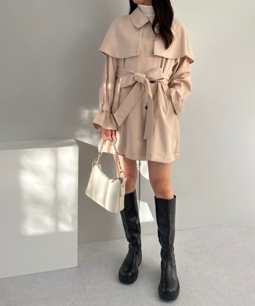 OLIVE des OLIVE（オリーブデオリーブ）の「ケープ付きミドル丈トレンチコート　1041080020（トレンチコート・レディース・ライトベージュ/ベージュ・FREE）」の4枚目の写真