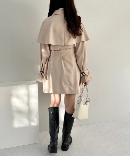 OLIVE des OLIVE（オリーブデオリーブ）の「ケープ付きミドル丈トレンチコート　1041080020（トレンチコート・レディース・ライトベージュ/ベージュ・FREE）」の6枚目の写真