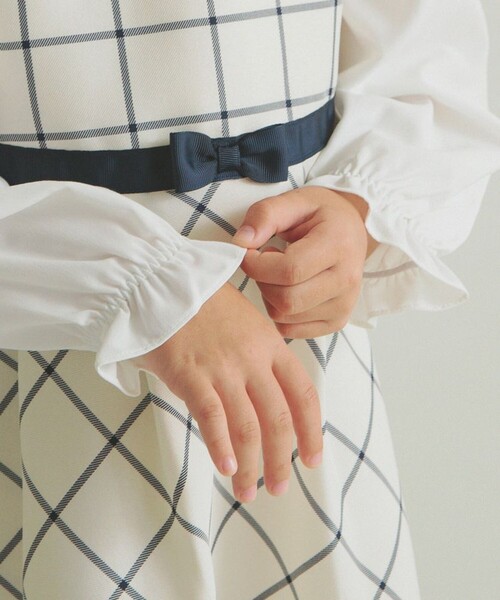 BRANSHES（ブランシェス）の「【フォーマル】ポプリンブラウス（シャツ/ブラウス・キッズ・オフホワイト・130/110/120）」の6枚目の写真