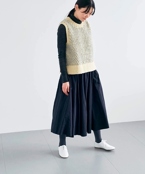 HAU（ハウ）の「ハンドニットベストnepal（ベスト）」 - WEAR