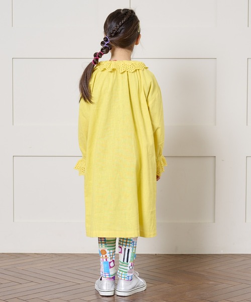 A BOND(アボンド)の「コットンリネンフリルワンピース(100~150cm)(ワンピース・キッズ・ライトグレー/イエロー・100/110/120/130/140/150)」の10枚目の写真