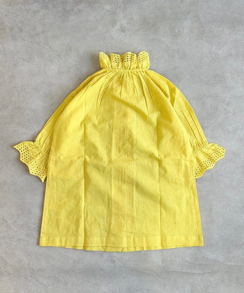 A BOND(アボンド)の「コットンリネンフリルワンピース(100~150cm)(ワンピース・キッズ・ライトグレー/イエロー・100/110/120/130/140/150)」の4枚目の写真