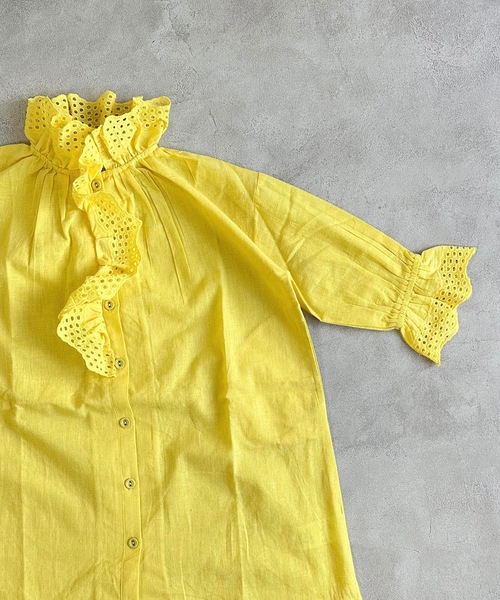 A BOND(アボンド)の「コットンリネンフリルワンピース(100~150cm)(ワンピース・キッズ・ライトグレー/イエロー・100/110/120/130/140/150)」の5枚目の写真