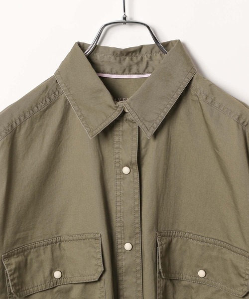 BAYFLOW（ベイフロー）の「【選べる着丈】コットンツイルBIGシャツ（シャツ/ブラウス・レディース・ベージュ/カーキ/アイボリー・SMALL/MEDIUM/X-SMALL）」の12枚目の写真