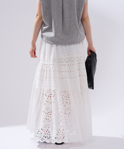 IENA(イエナ)の「《WEB限定/追加3》コットンレースティアードスカート(スカート・レディース・ホワイト/ブラック・36/38)」の5枚目の写真