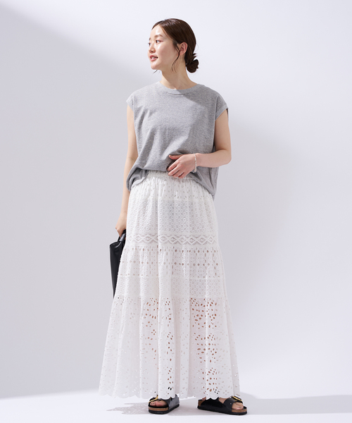IENA(イエナ)の「《WEB限定/追加3》コットンレースティアードスカート(スカート・レディース・ホワイト/ブラック・36/38)」の3枚目の写真
