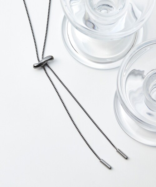 tk.TAKEO KIKUCHI（ティーケータケオキクチ）の「◆メタルループタイネックレス（ネックレス・メンズ・ライトグレー/ブラック/シルバー/ブラック系/ブラック系1/ブラック系2/ブラック系3/ブラック系4/ブラック系5/ブラック系6/ブラック系7/ブラック系8/ライトグレー系/シルバー系/シルバー系1/シルバー系2/シルバー系3/シルバー系4/シルバー系5/シルバー系6/シルバー系7/シルバー系8/ゴールド系/ゴールド系1/ゴールド系2/ゴールド系3/ゴールド系5/ゴールド系6/ゴールド系7/ゴールド系8・00）」の9枚目の写真