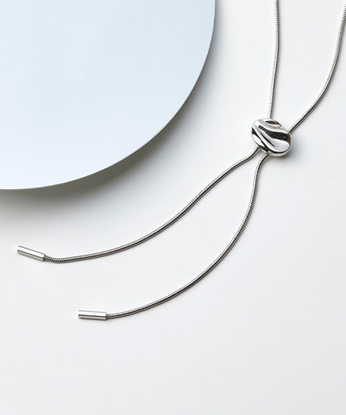 tk.TAKEO KIKUCHI（ティーケータケオキクチ）の「◆メタルループタイネックレス（ネックレス・メンズ・ライトグレー/ブラック/シルバー/ブラック系/ブラック系1/ブラック系2/ブラック系3/ブラック系4/ブラック系5/ブラック系6/ブラック系7/ブラック系8/ライトグレー系/シルバー系/シルバー系1/シルバー系2/シルバー系3/シルバー系4/シルバー系5/シルバー系6/シルバー系7/シルバー系8/ゴールド系/ゴールド系1/ゴールド系2/ゴールド系3/ゴールド系5/ゴールド系6/ゴールド系7/ゴールド系8・00）」の19枚目の写真