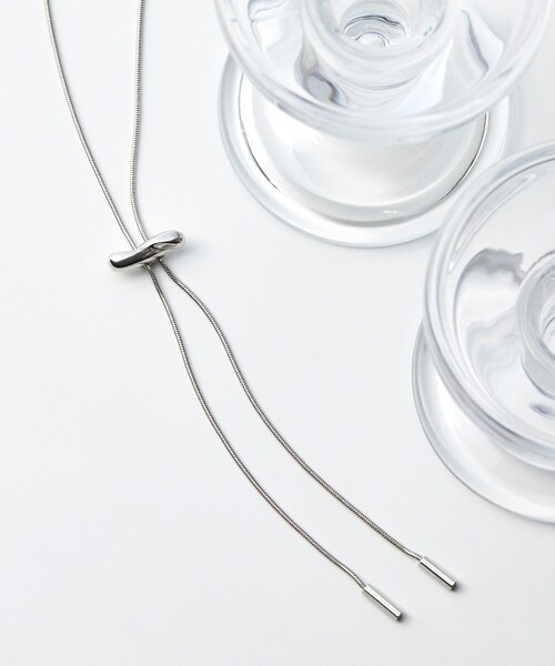 tk.TAKEO KIKUCHI（ティーケータケオキクチ）の「◆メタルループタイネックレス（ネックレス・メンズ・ライトグレー/ブラック/シルバー/ブラック系/ブラック系1/ブラック系2/ブラック系3/ブラック系4/ブラック系5/ブラック系6/ブラック系7/ブラック系8/ライトグレー系/シルバー系/シルバー系1/シルバー系2/シルバー系3/シルバー系4/シルバー系5/シルバー系6/シルバー系7/シルバー系8/ゴールド系/ゴールド系1/ゴールド系2/ゴールド系3/ゴールド系5/ゴールド系6/ゴールド系7/ゴールド系8・00）」の21枚目の写真