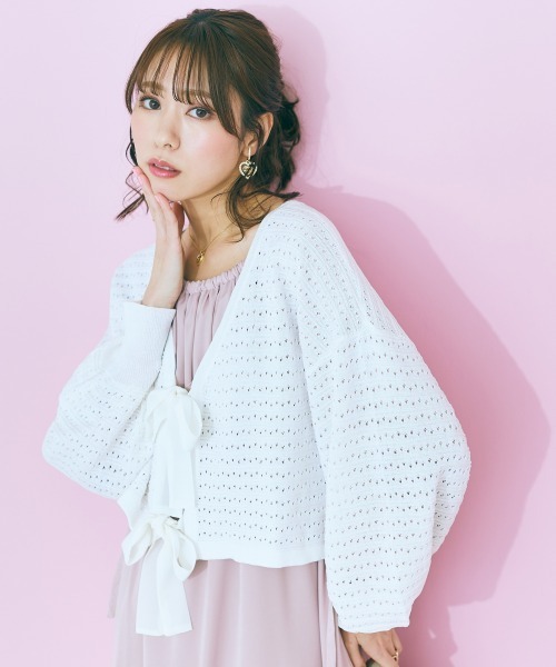 marun（マルン）の「＜大きいサイズ＞ フロントリボンカーディガン marun（カーディガン/ボレロ・レディース・グレー/アイボリー・5L/4L/3L/LL/L）」の2枚目の写真