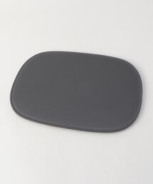 212 KITCHEN STORE（トゥワントゥキッチンストア）の「きほんの道具 まな板M DGY ＜marna マーナ＞（キッチンツール）」