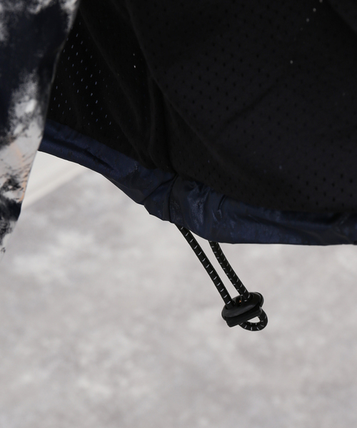 JOURNAL STANDARD(ジャーナルスタンダード)の「【OVER OVER】POP OVER OVER NAVY FOIL(ナイロンジャケット・メンズ・ネイビー・LARGE/MEDIUM)」の8枚目の写真