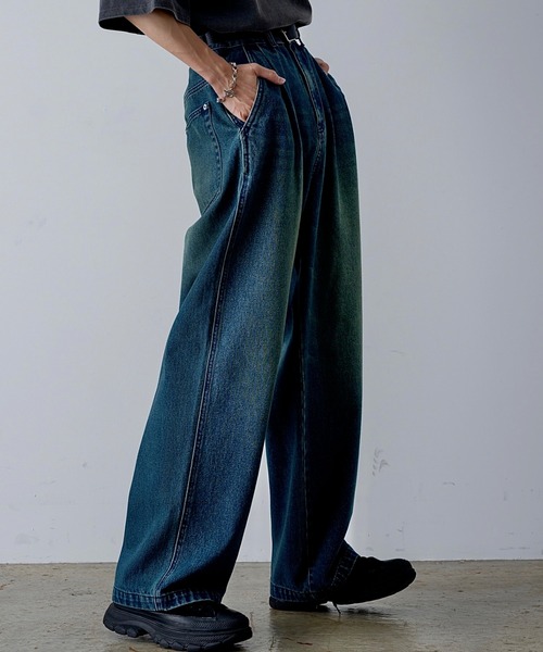 INTER FACTORY(インターファクトリー)の「ファッションインフルエンサー しの - Vintage Overdye Wide Denim / ヴィンテージオーバーダイワイドデニム made in INTER FACTORY(デニムパンツ・メンズ・ブルー/ブラック・MEDIUM/SMALL/LARGE)」の21枚目の写真