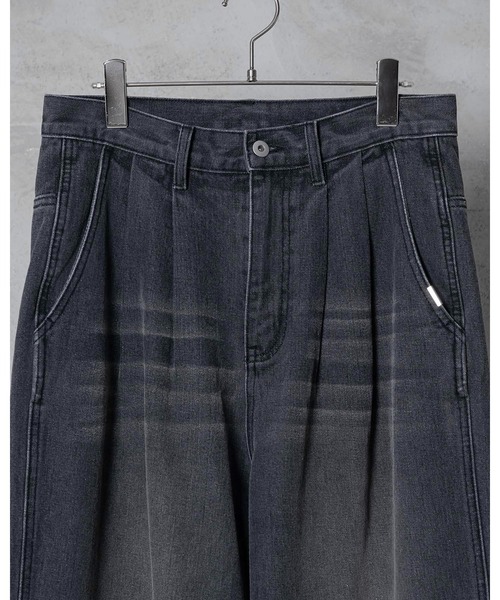INTER FACTORY(インターファクトリー)の「ファッションインフルエンサー しの - Vintage Overdye Wide Denim / ヴィンテージオーバーダイワイドデニム made in INTER FACTORY(デニムパンツ・メンズ・ブルー/ブラック・MEDIUM/SMALL/LARGE)」の3枚目の写真