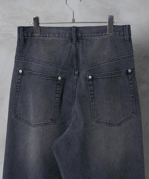 INTER FACTORY(インターファクトリー)の「ファッションインフルエンサー しの - Vintage Overdye Wide Denim / ヴィンテージオーバーダイワイドデニム made in INTER FACTORY(デニムパンツ・メンズ・ブルー/ブラック・MEDIUM/SMALL/LARGE)」の6枚目の写真