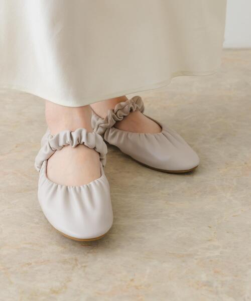 RODE SKO（ロデスコ）の「『MADE IN JAPAN』クシュクシュメリージェーン（バレエシューズ・レディース・オフホワイト/ブラック・37/36/38）」の19枚目の写真