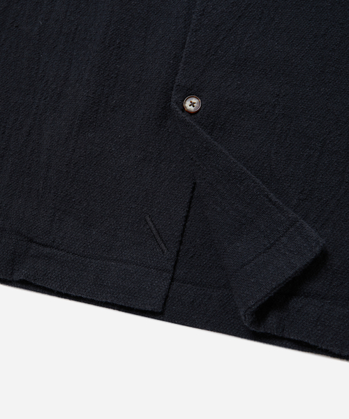 Saturdays NYC（サタデーズ ニューヨークシティ ）の「Canty Boucle Knit Ss Shirt（シャツ/ブラウス・メンズ・ブラック/オフホワイト・L/S/M）」の4枚目の写真