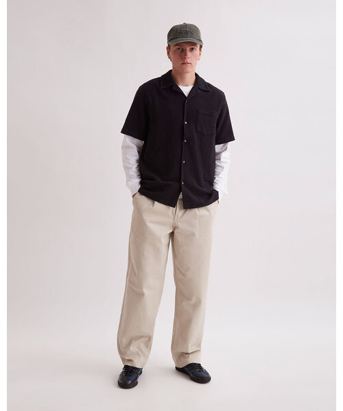 Saturdays NYC（サタデーズ ニューヨークシティ ）の「Canty Boucle Knit Ss Shirt（シャツ/ブラウス・メンズ・ブラック/オフホワイト・L/S/M）」の8枚目の写真