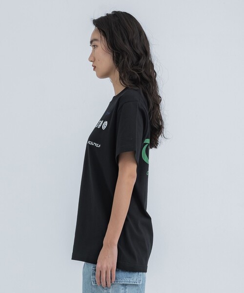 TOGA(トーガ)の「【TOGA TOO/トーガトゥ】Print T-shirt/プリントTEE(Tシャツ/カットソー・レディース・ブラック/ブルー/ホワイト・M)」の17枚目の写真