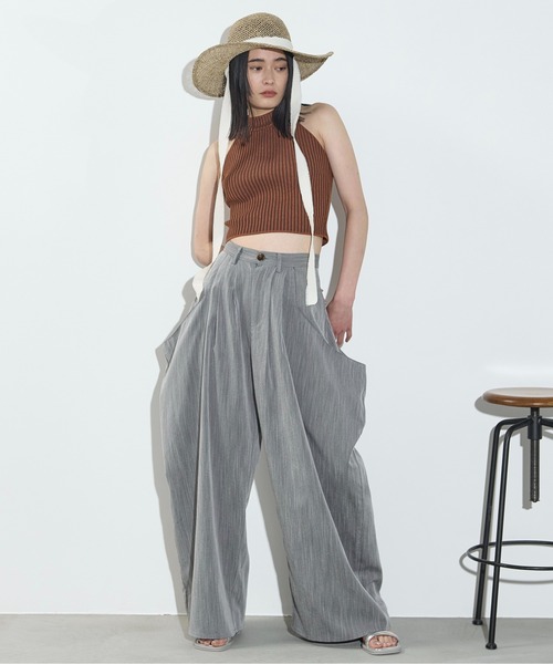 THE YOn（ザヨン）の「プレーティングリブニットアメスリタンク（タンクトップ・レディース・ブラウン/ホワイト/ベージュ・FREE）」の5枚目の写真