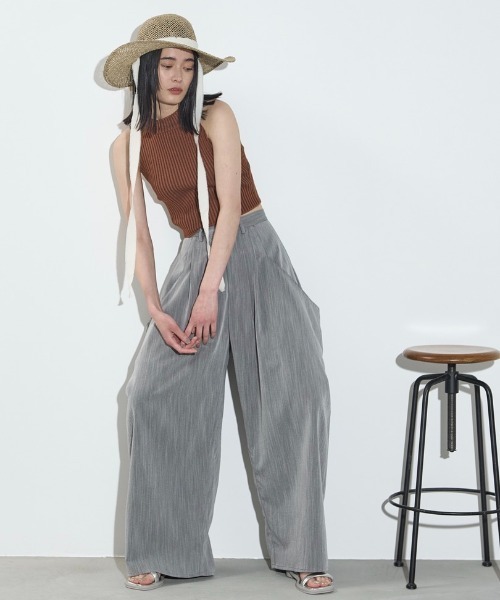 THE YOn（ザヨン）の「プレーティングリブニットアメスリタンク（タンクトップ・レディース・ブラウン/ホワイト/ベージュ・FREE）」の6枚目の写真