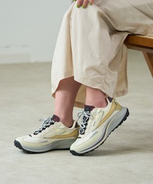 FILA（フィラ）の「【コラボ】 Wavelet TR × emmi / ウェーブレットアルファ × エミ（スニーカー・メンズ）」